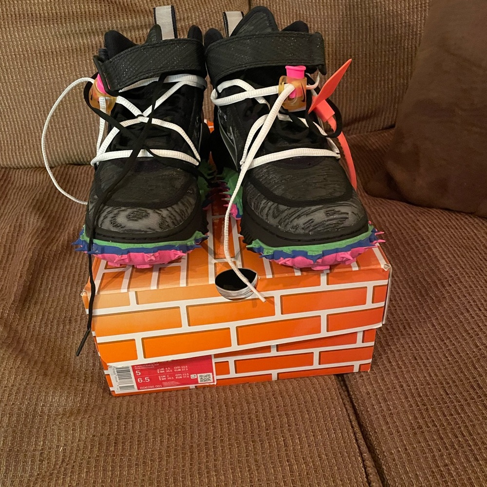 Off White Nike..worn twice for photo session